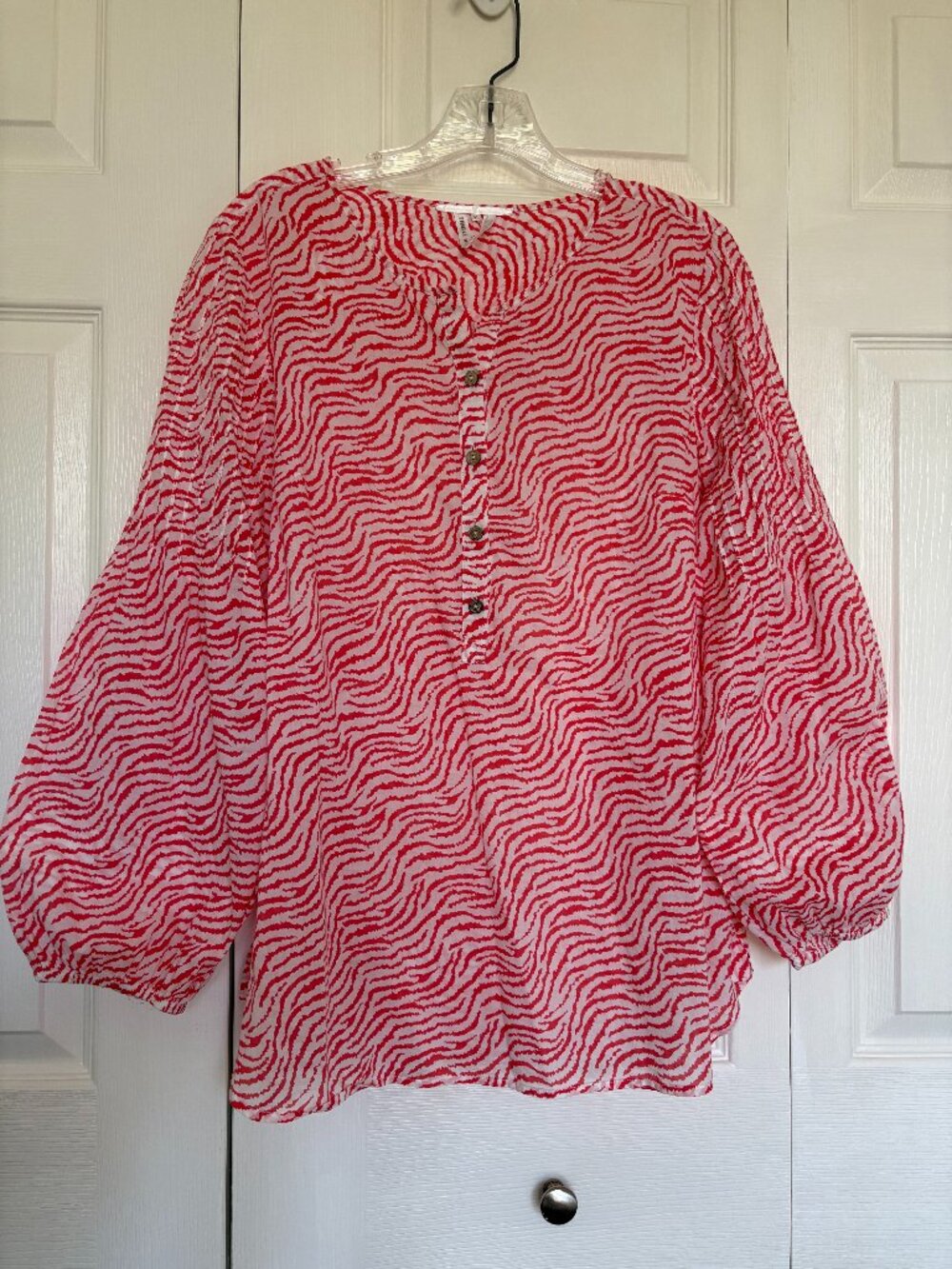 Tribal Coral Orange Abstract Wavy Stripe Henley Balloon Sleeve Top - Size M